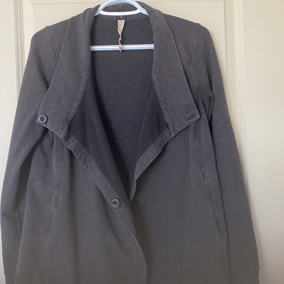 Lululemon Gratitude Grey Wrap Jacket Size 4 - Picture 9 of 10
